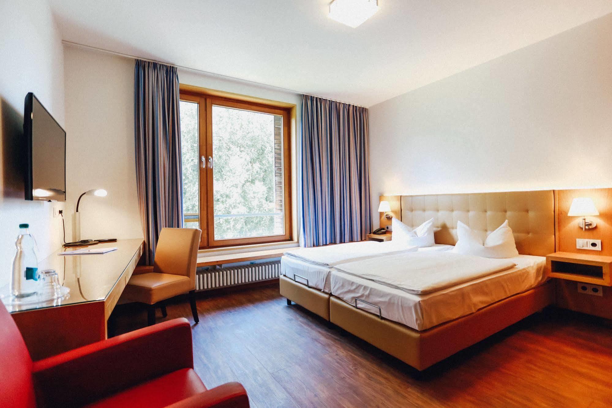 Ostseehotel Dierhagen Kültér fotó