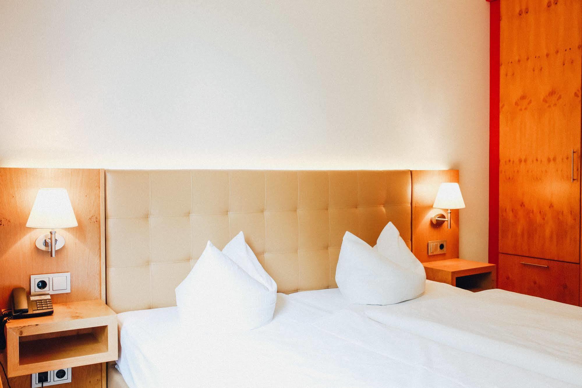 Ostseehotel Dierhagen Kültér fotó