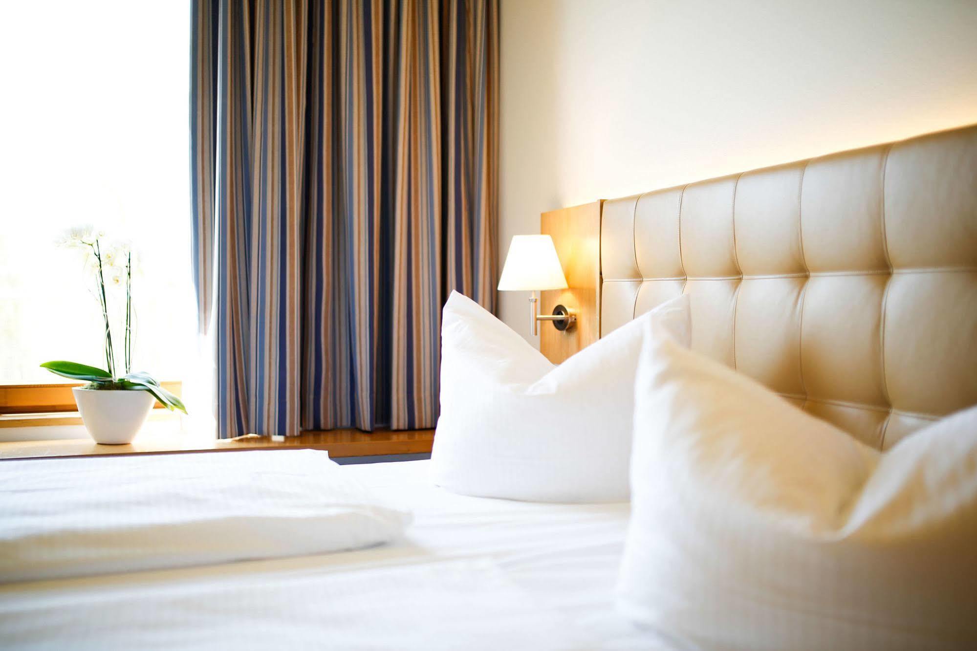 Ostseehotel Dierhagen Kültér fotó